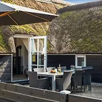 Ege - 200m From The Sea By Interhome