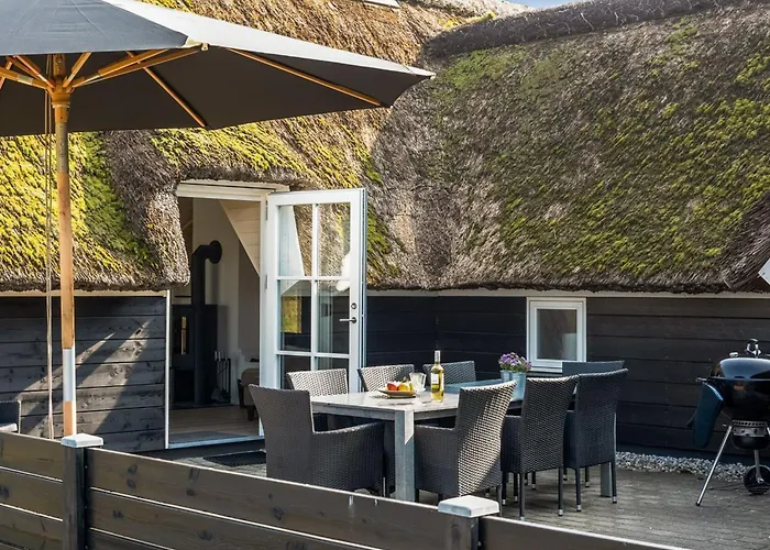 Ege - 200m From The Sea By Interhome